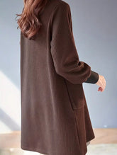 Long-sleeved loose-fitting high-neck midi dress